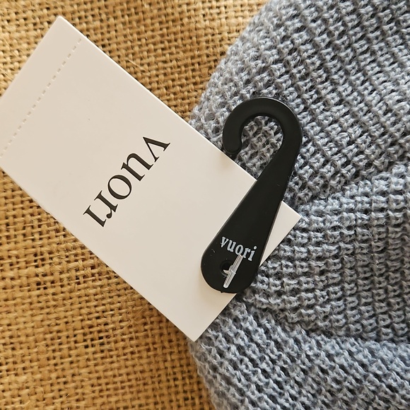 NWT Vuori Light Blue Knit Beanie - Picture 3 of 8